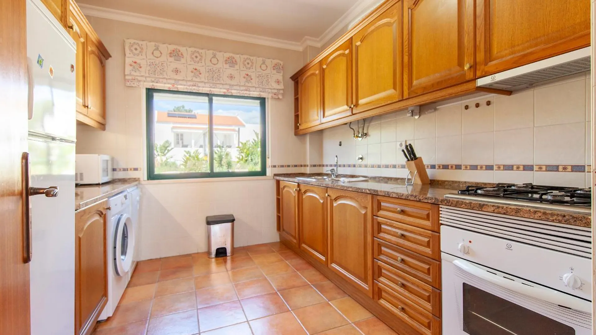 拉哥斯Quinta Dos Pinheiros公寓